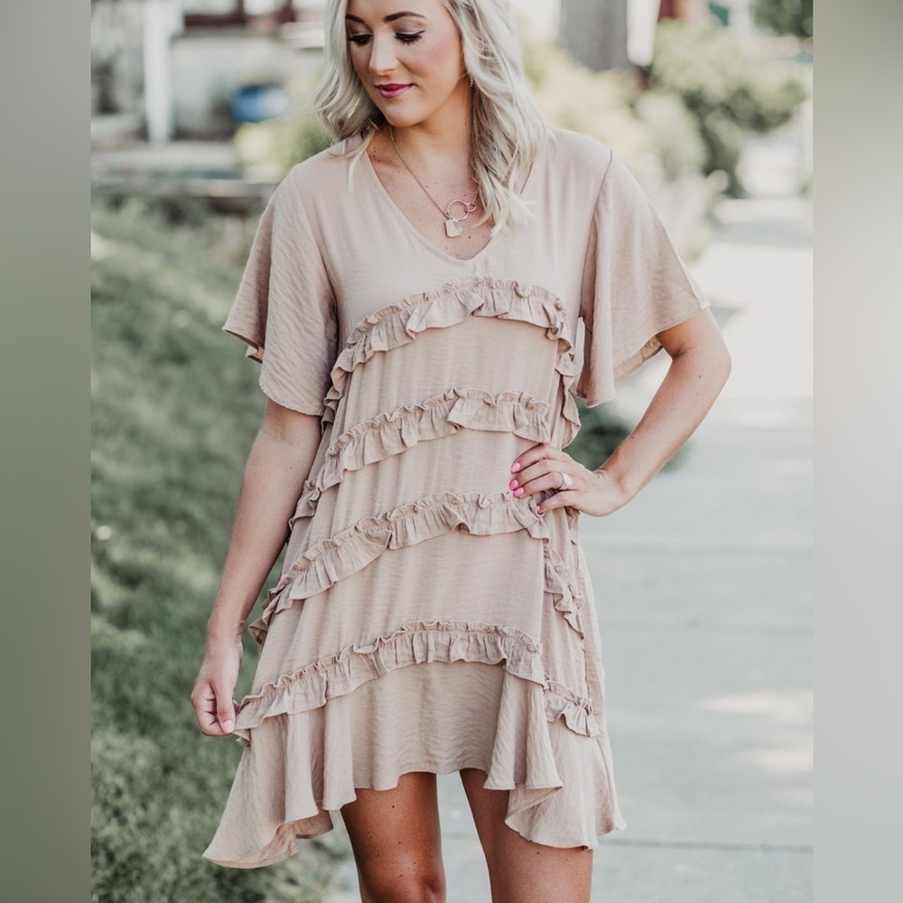 FLAWLESS‎ Bell Sleeve Tiered Ruffle Mini Dress Mauve Pink Sz L Boho Casual Party